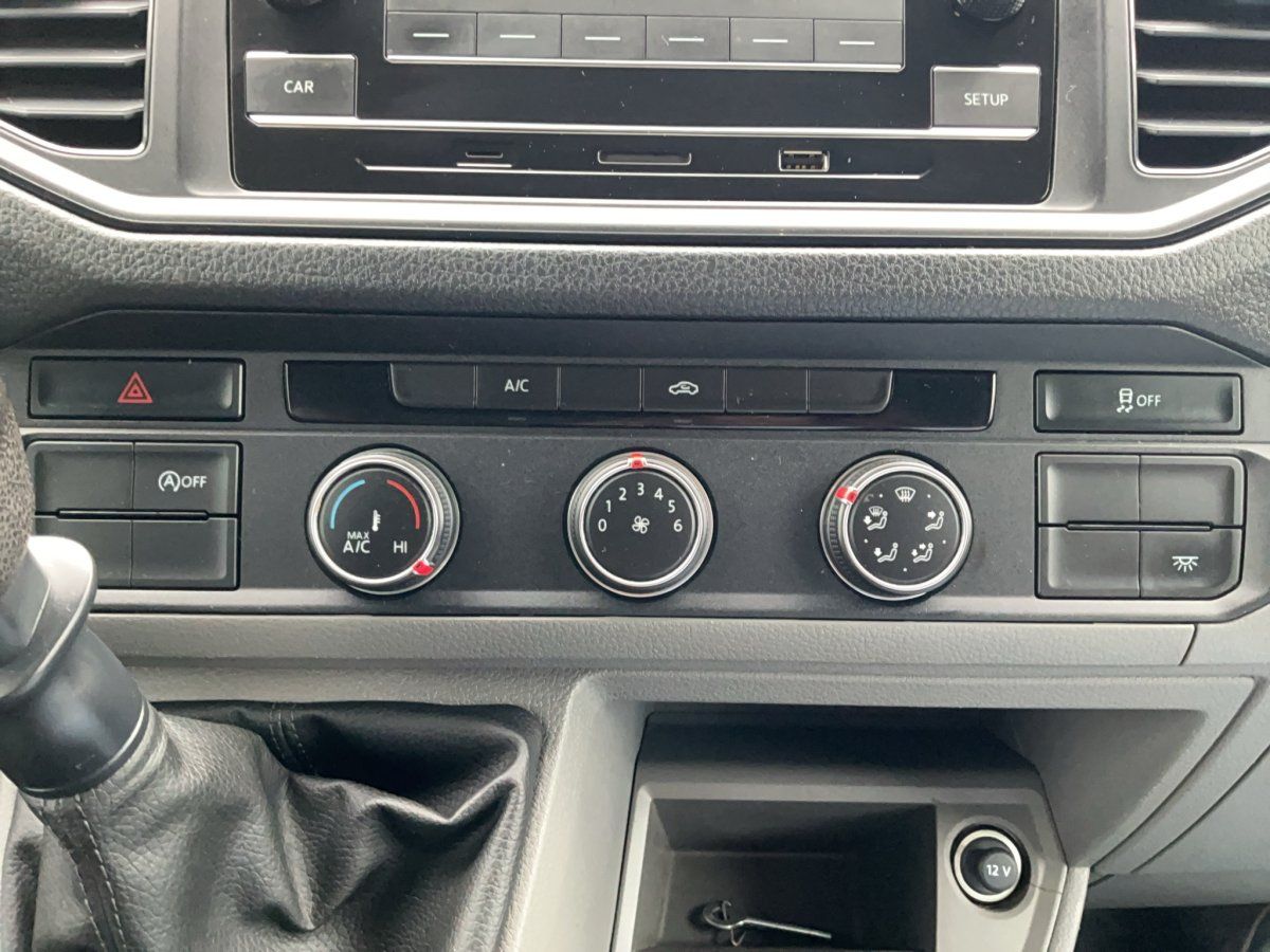 Fahrzeugabbildung Volkswagen Crafter 35 Pritsche 2.0 TDI Langer Radstand AHK