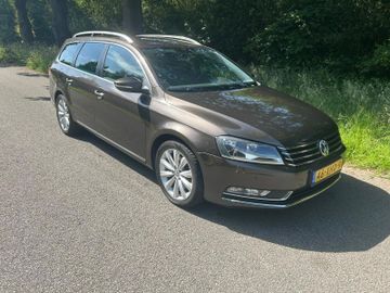 Volkswagen Passat Variant - 1