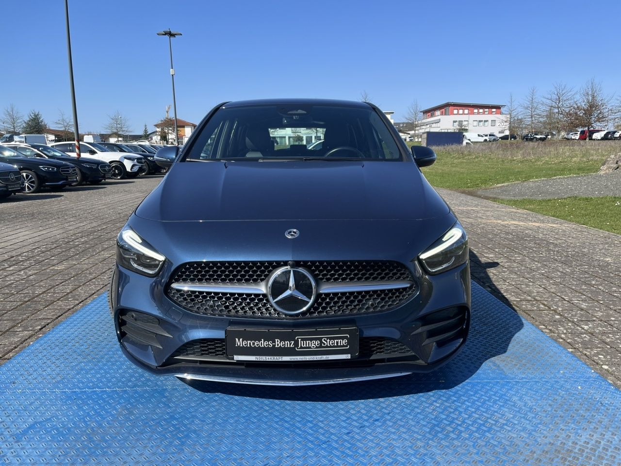 Mercedes-Benz B 200 d AMG+MULTIBEAM+AMBIENTE+AHK+KAM+LED+Keyl foto 3