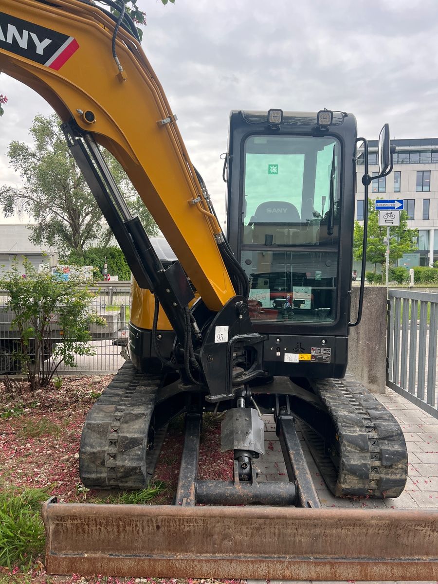 Fahrzeugabbildung Sany SY50U -Powertilt Hydrl. HS 03 ,