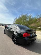 BMW 3 E90 320d M-Paket  x-Drive - BMW 320 Limousine 320d e90 mit Diesel-Antrieb