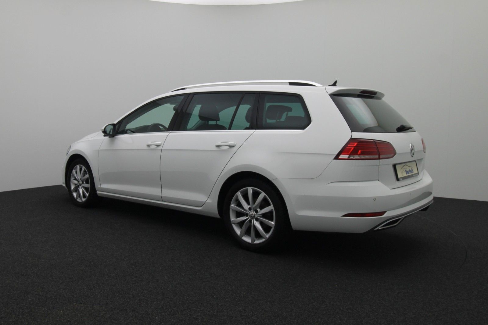 Fahrzeugabbildung Volkswagen Golf VII Variant 1.5 DSG Highline