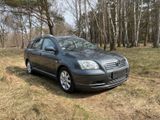 Toyota Avensis T25 2.2D TÜV Neu - Toyota Avensis: T25