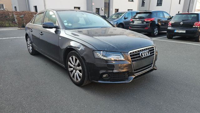 Audi A4 Lim. Attraction Leder Xenon Navi el.Sitze Eu5