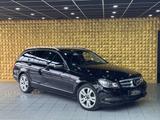 Mercedes-Benz C 200 C T-Modell C 200 T CGI BlueEfficiency - Mercedes-Benz C 200: Cgi Blueefficiency