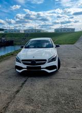 Mercedes-Benz CLA 45 AMG Shooting Brake Mercedes-AMG CLA 4... - Mercedes-Benz CLA 45 AMG Shooting Brake aus 2017