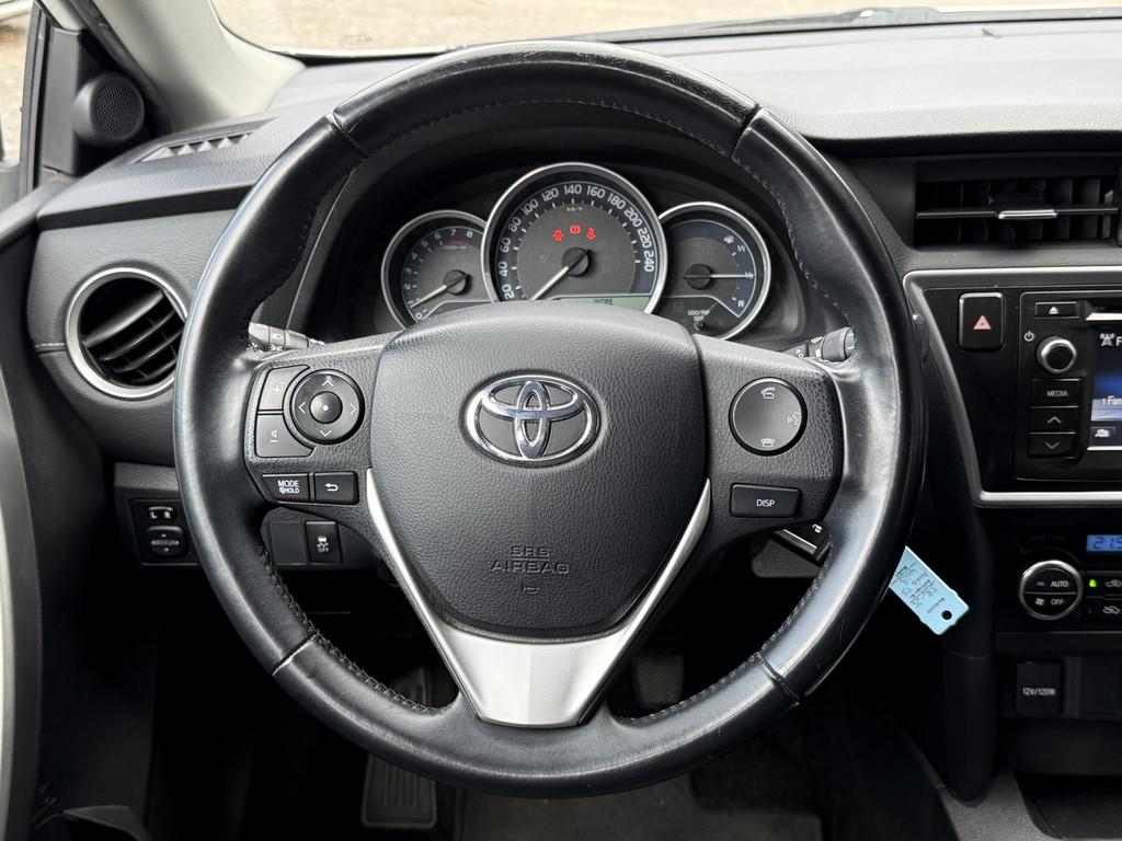 Toyota Auris Touring Sports