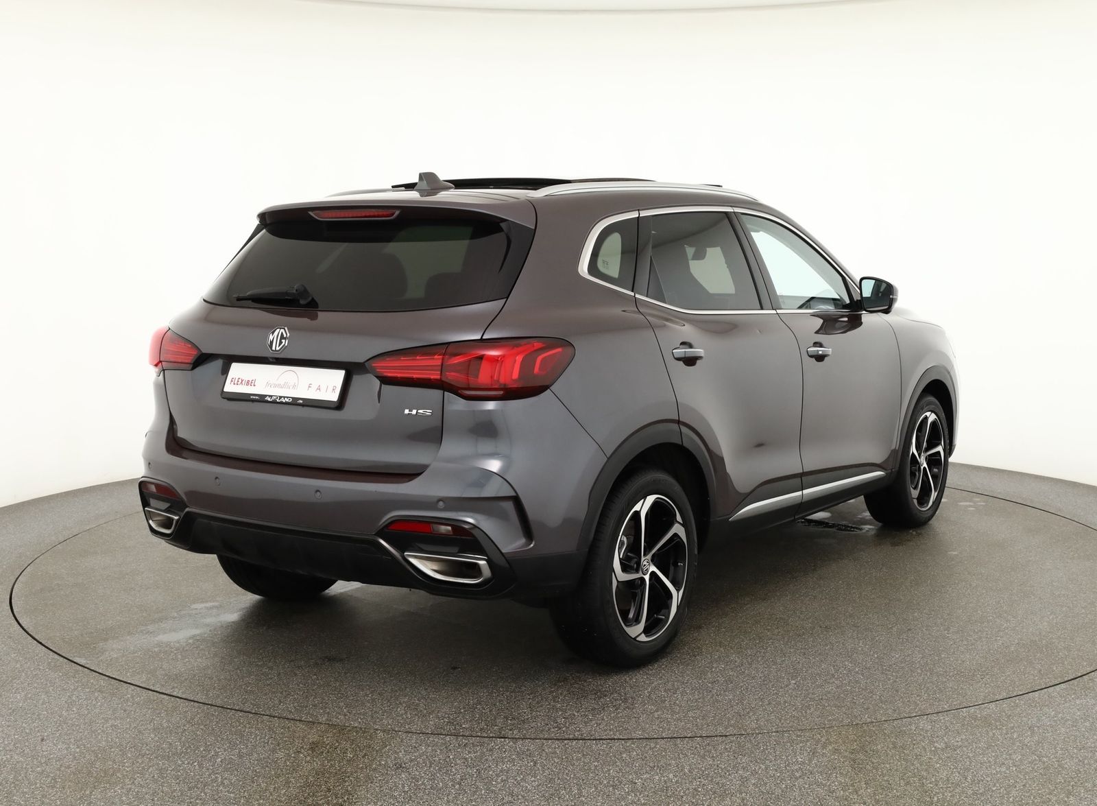 MG HS
