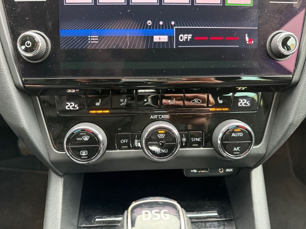 Fahrzeugabbildung SKODA Octavia Combi 1.8 TSI DSG Style