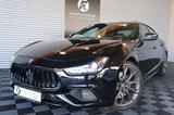Maserati Ghibli S Q4 V6 3.0L TROFEO OPTIK/CARPLAY/H&K/RFK - Maserati Ghibli Trofeo mit Benzin-Antrieb