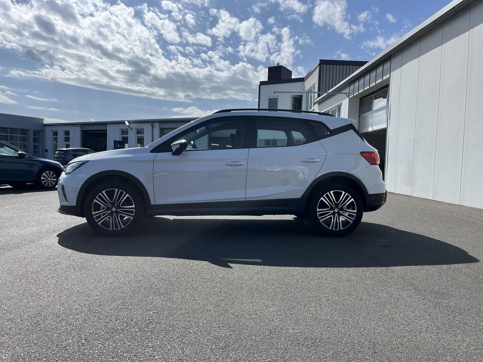SEAT Arona 1.0 TSI DSG Style 112€ m.20% Anz. Navi LED, миниатюра 2