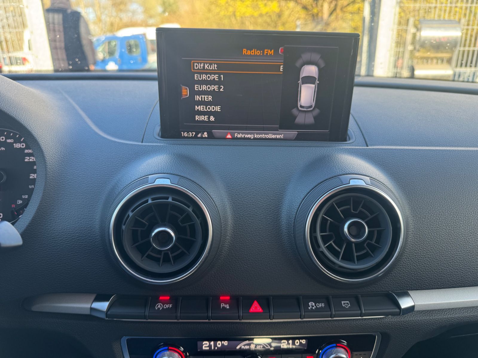 Fahrzeugabbildung Audi A3 Sportback Navi+Xenon+Sitzheizung