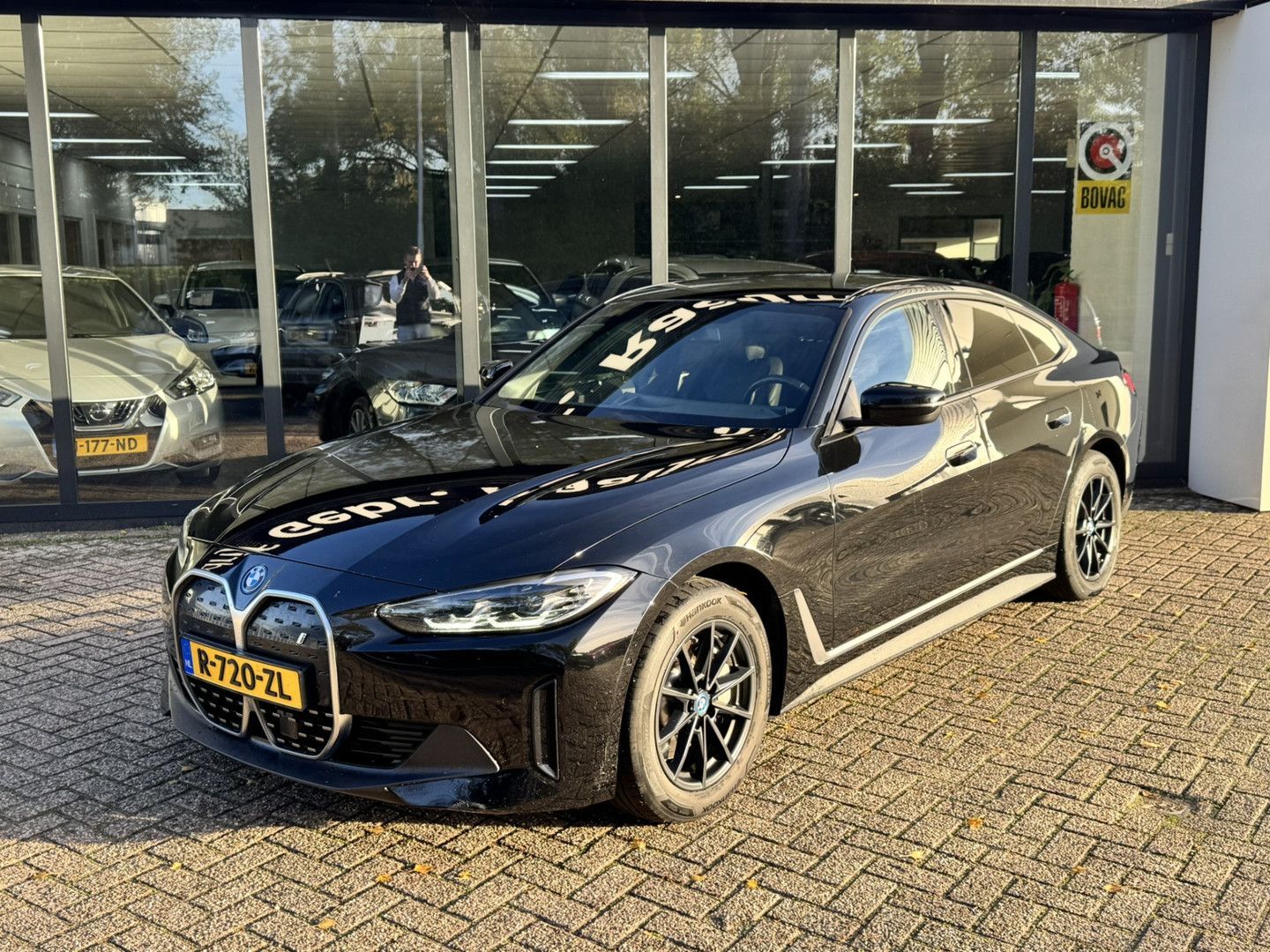 BMW i4 eDrive40 84 kWh*93%SOH*22.231 NETTO*Leder*Nav imagem 2