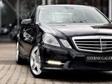 Mercedes-Benz E 500 AMG-LINE/V8/PANO/AIRMA/DISTR+/MEMO LED Bi - Mercedes-Benz E 500: Limousine