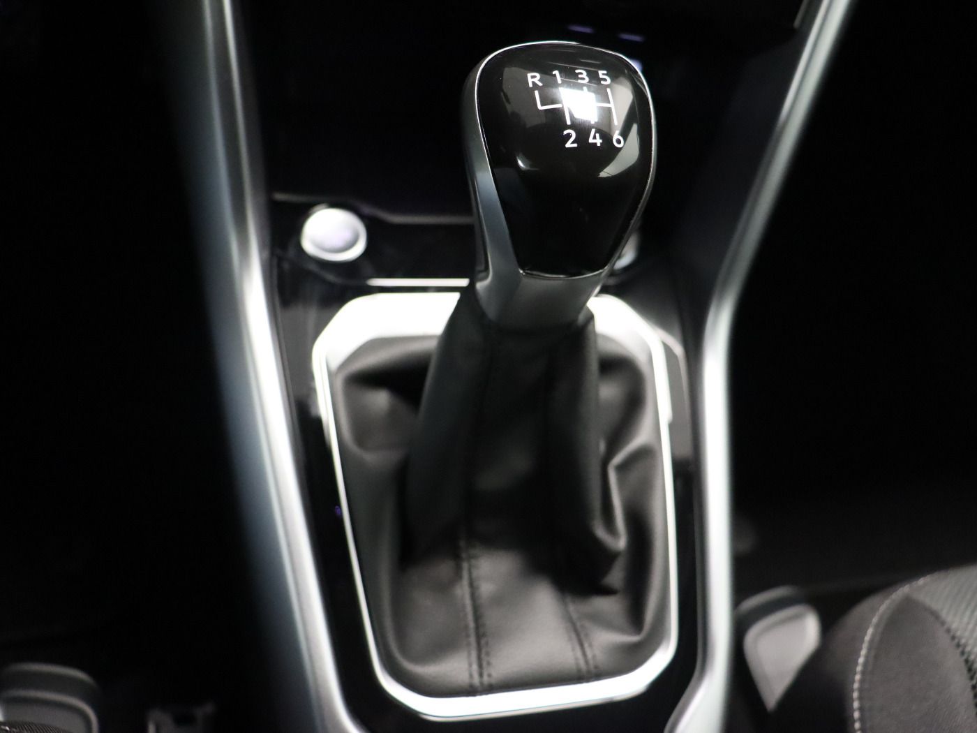 Volkswagen T-Roc - Bild 10