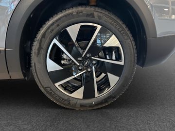 Fotografie 15 des Opel Grandland (X) Grandland 1.2 Ultimate Allwetter Matrix Headup