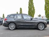 BMW X3 xDrive20d PANO AHK RFK NAVI LED PDC V+H LM - BMW X3 aus 2021