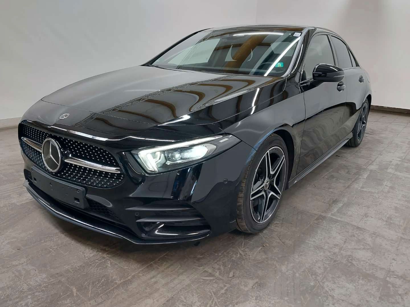 Mercedes-Benz A 250 Limousine AMG Navi,224PS M2023 foto 2