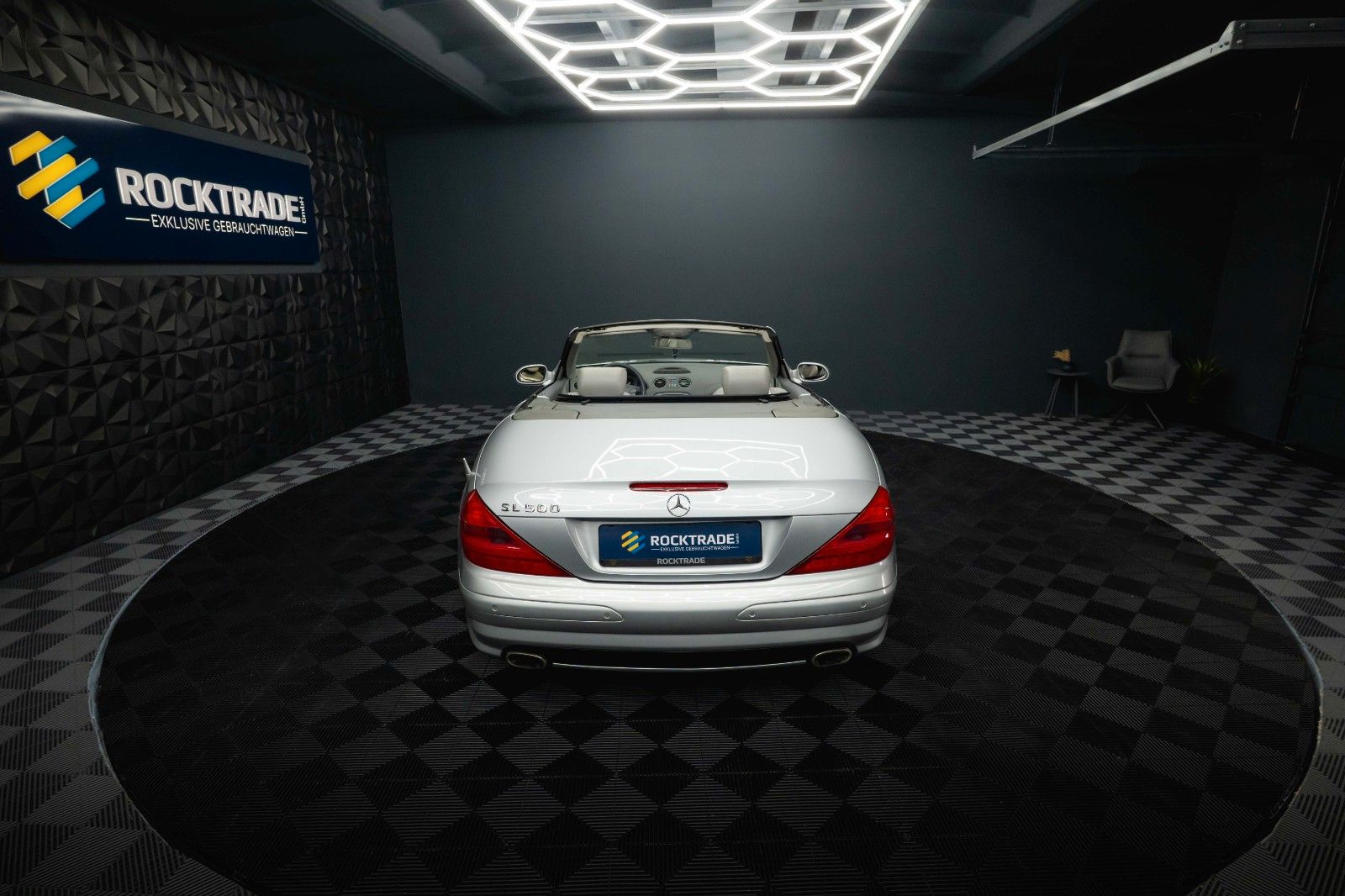Fahrzeugabbildung Mercedes-Benz SL 500 AMG Paket *Facelift*ABC Sport*TÜV NEU*
