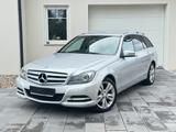 Mercedes-Benz C 200 T CGI AVANTGARDE XENON SHZ NAVI - Mercedes-Benz C 200 aus 2011