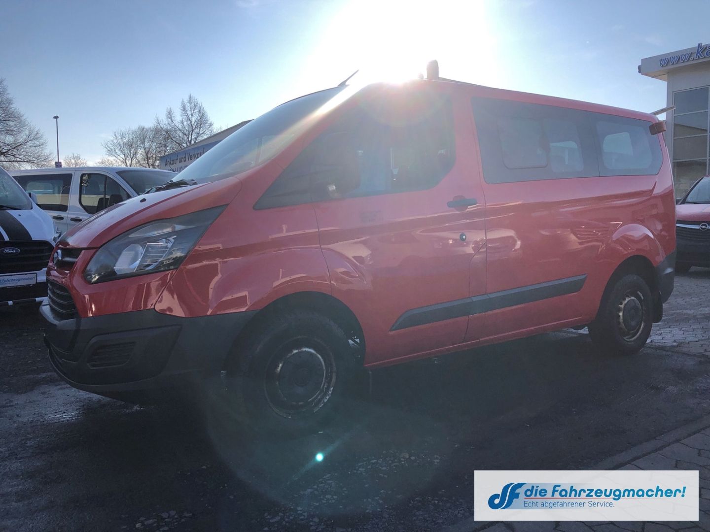 Fahrzeugabbildung Ford Transit Custom Kombi 300 L1 2.2 TDCi *8380 *EXPO