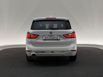 BMW 218 - 6