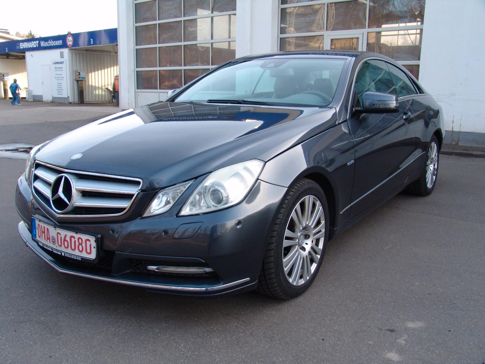 Mercedes-Benz E 220 E Coupe E 220 CDI BlueEfficiency