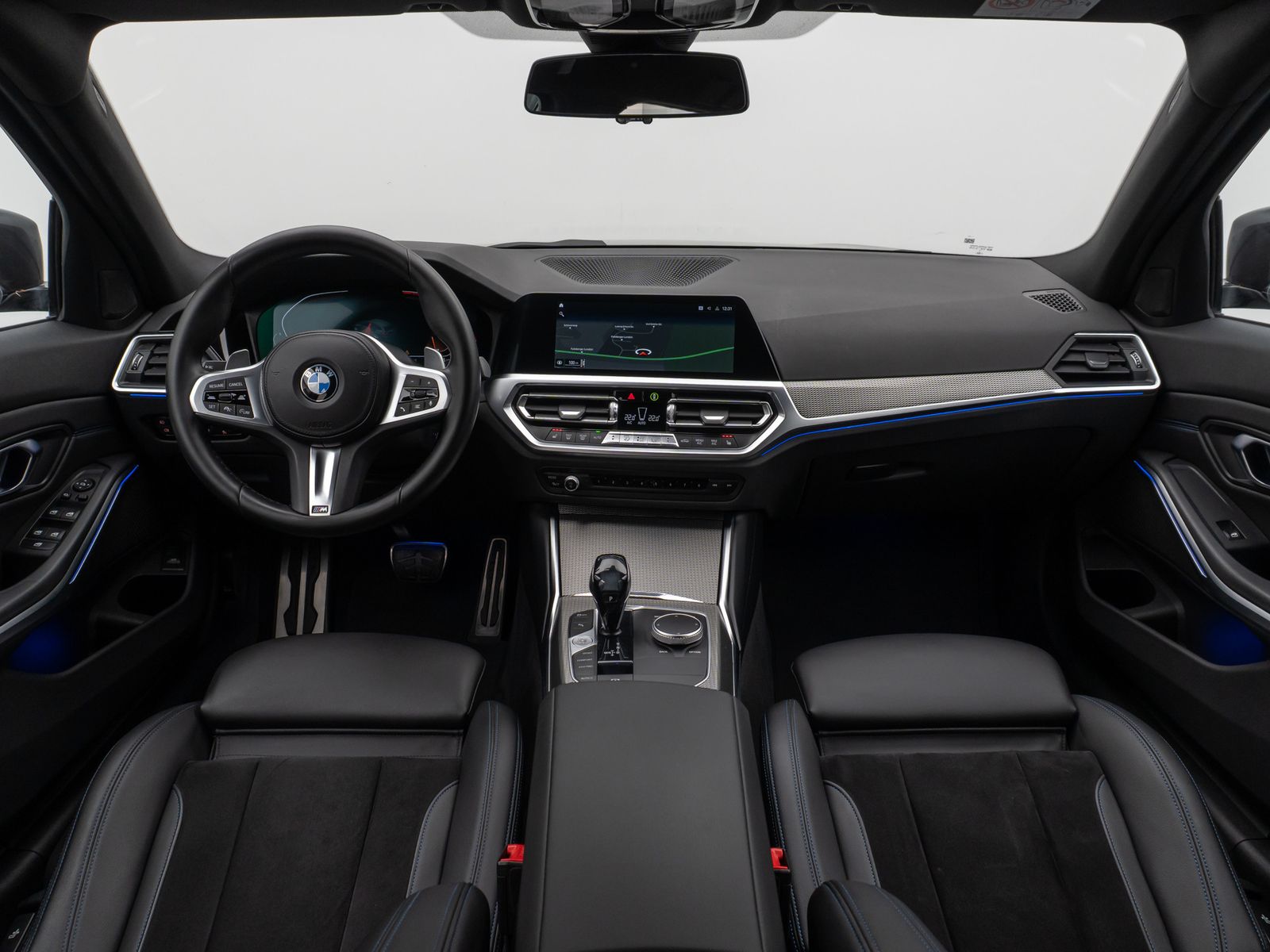 Fahrzeugabbildung BMW 330d M Sport Kamera DAB HiFi Stop&Go Alarm LED