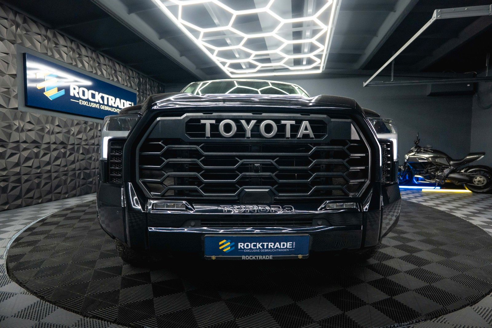 Fahrzeugabbildung Toyota Tundra 3.4L V6 4x4 TRD PRO Style *LED*ACC*19%*