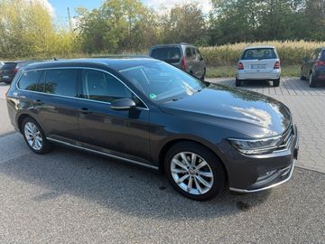 Volkswagen Passat Variant - 7
