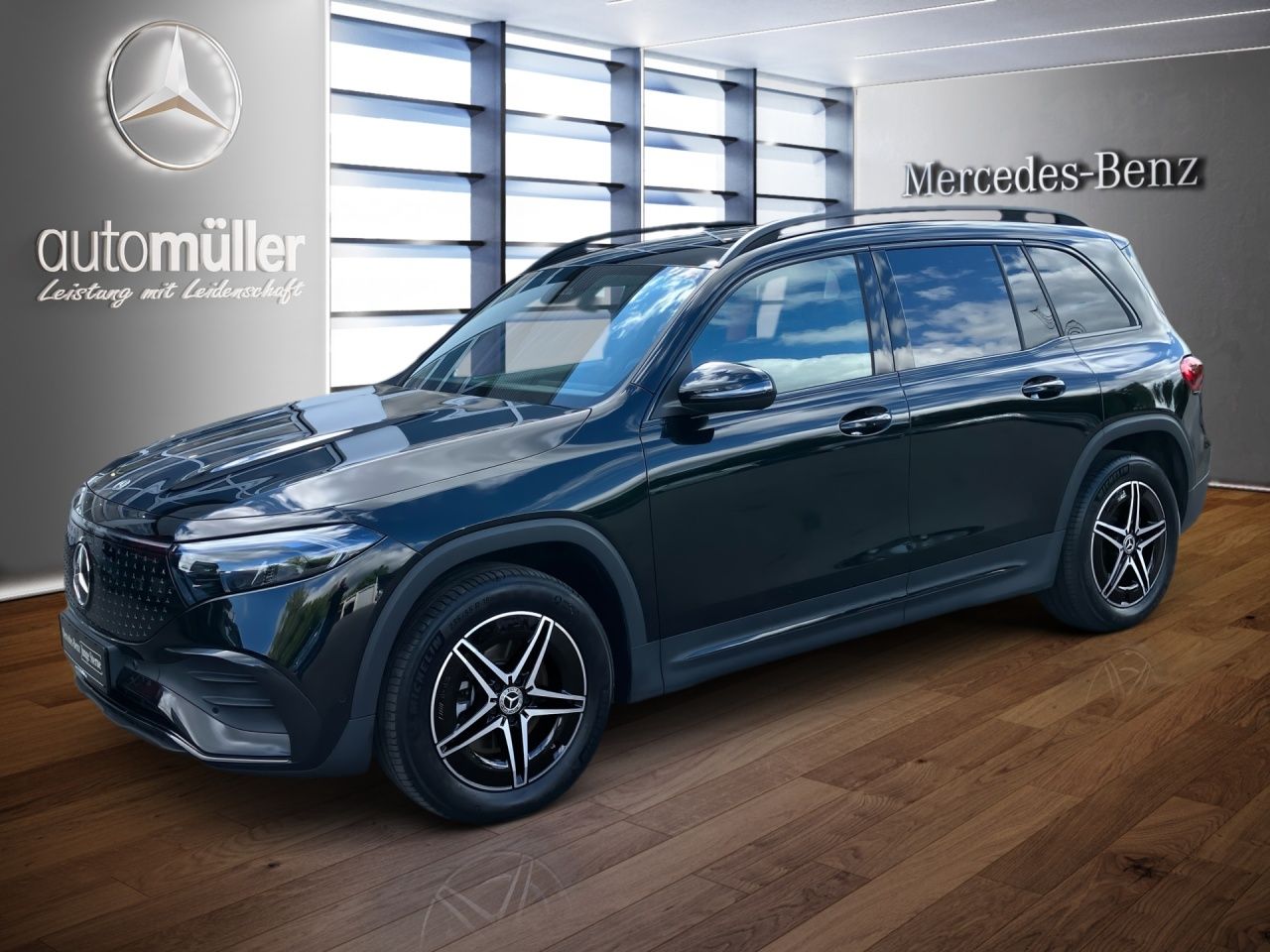 Fahrzeugabbildung Mercedes-Benz EQB 250+ BONUS+AMG+PANORAMA+NIGHT+LHZ+TOTW+CARPL