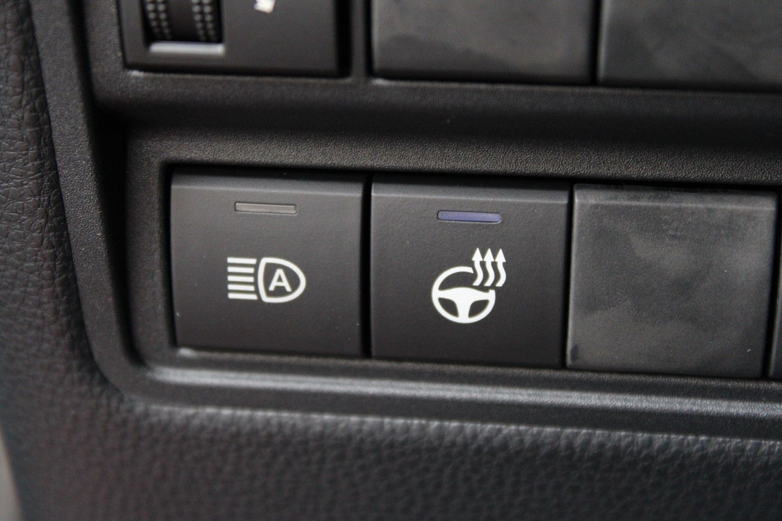 Fahrzeugabbildung Toyota Yaris 1.5 Hybrid Teamplayer + Comfort-Paket