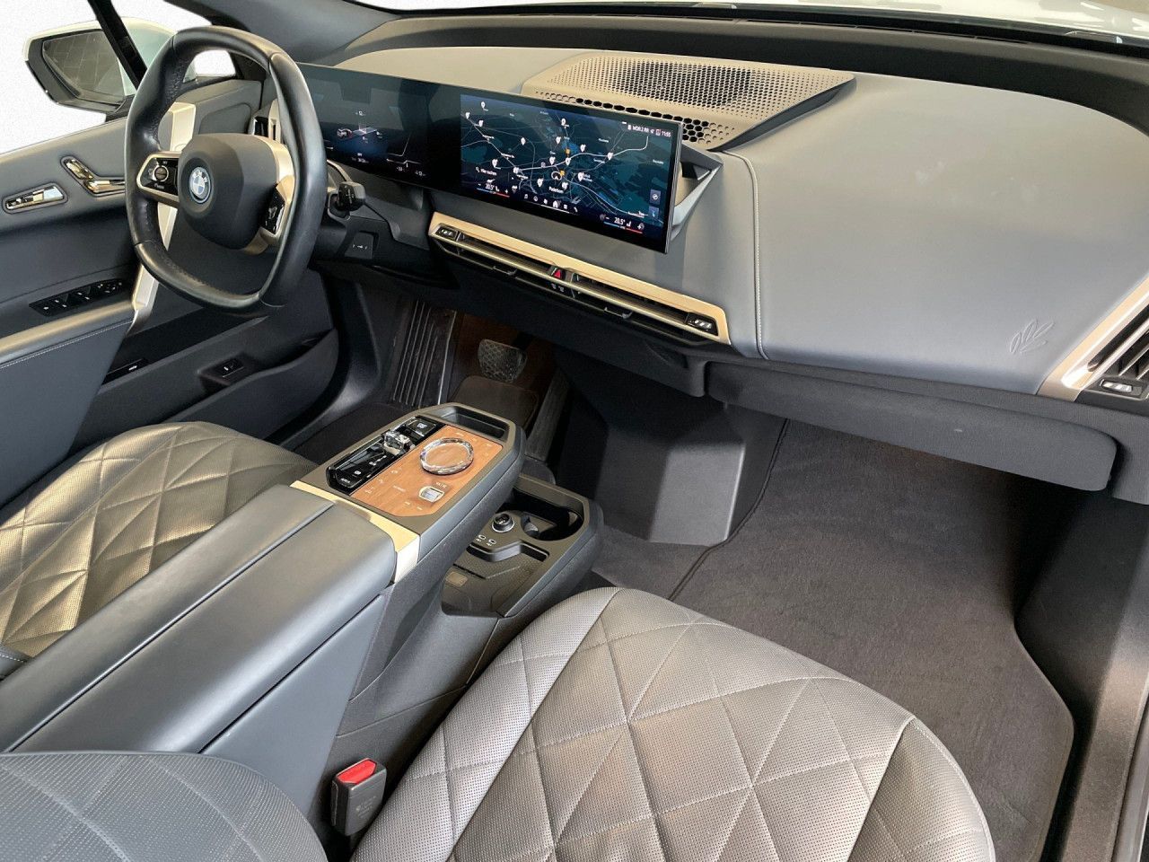 BMW iX - Bild 10