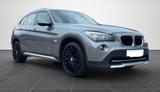 BMW x1 28i - BMW 1er Reihe mit Benzin-Antrieb: Geländewagen