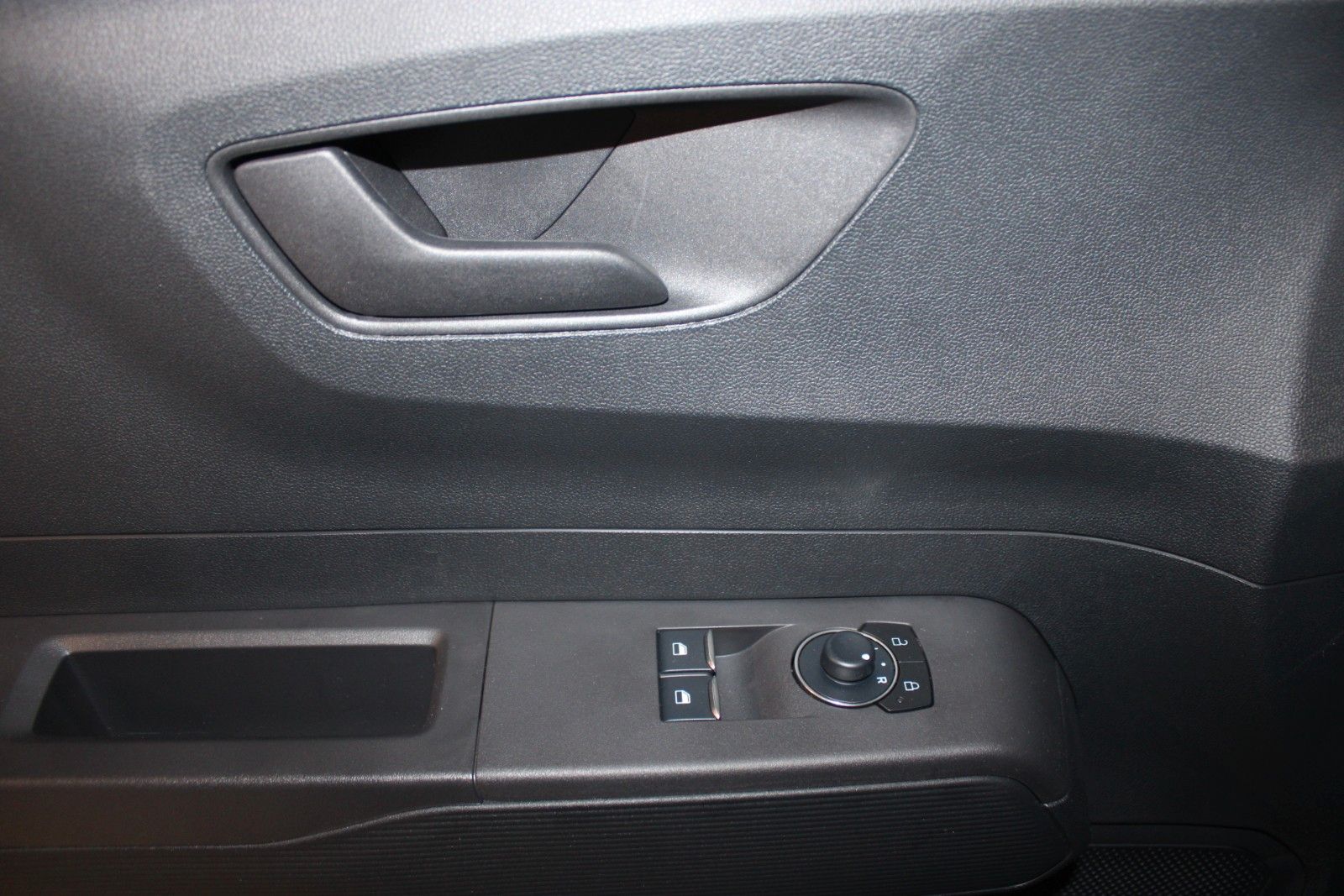 Fahrzeugabbildung Ford Transit Courier 46 kWh Elektromotor Trend SOFORT