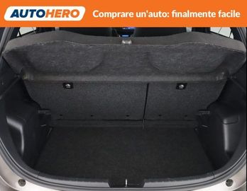 Toyota Yaris - 10
