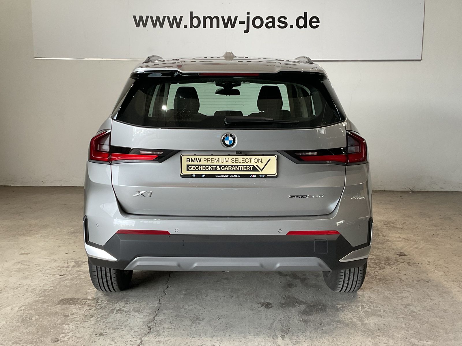 Fahrzeugeinzelansicht 18 Fahrzeugabbildung BMW X1 sDrive20d |Komfortzugang |Sitzheizung |Parkin