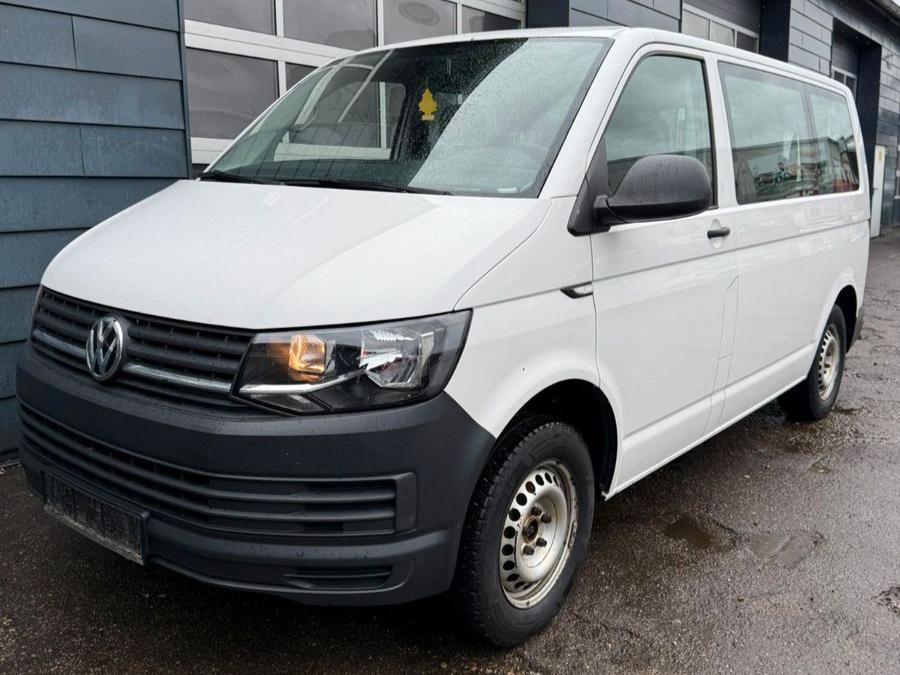 Volkswagen T6 Transporter Kasten/ 9Sitzer / 8 Fach Bereift