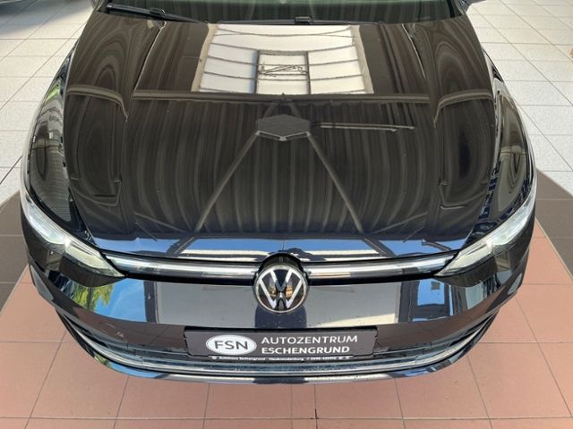 Fahrzeugabbildung Volkswagen Golf Variant 1.5 eTSI DSG STYLE NAVI IQ.LIGHT AH