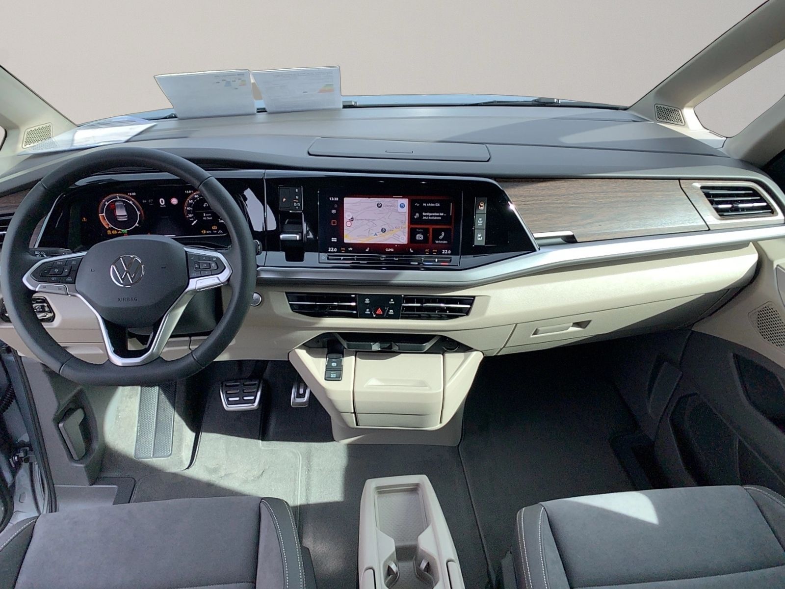 T7 Multivan 2.0 TDI Style LÜ, AHK, Navi, Sthzg,