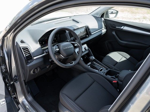 Karoq 2.0 TDI Tour DSG AHK+NAVI+MATRIX+RFK