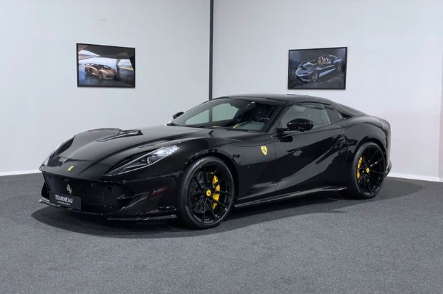 Ferrari 812 GTS - FULL CARBON