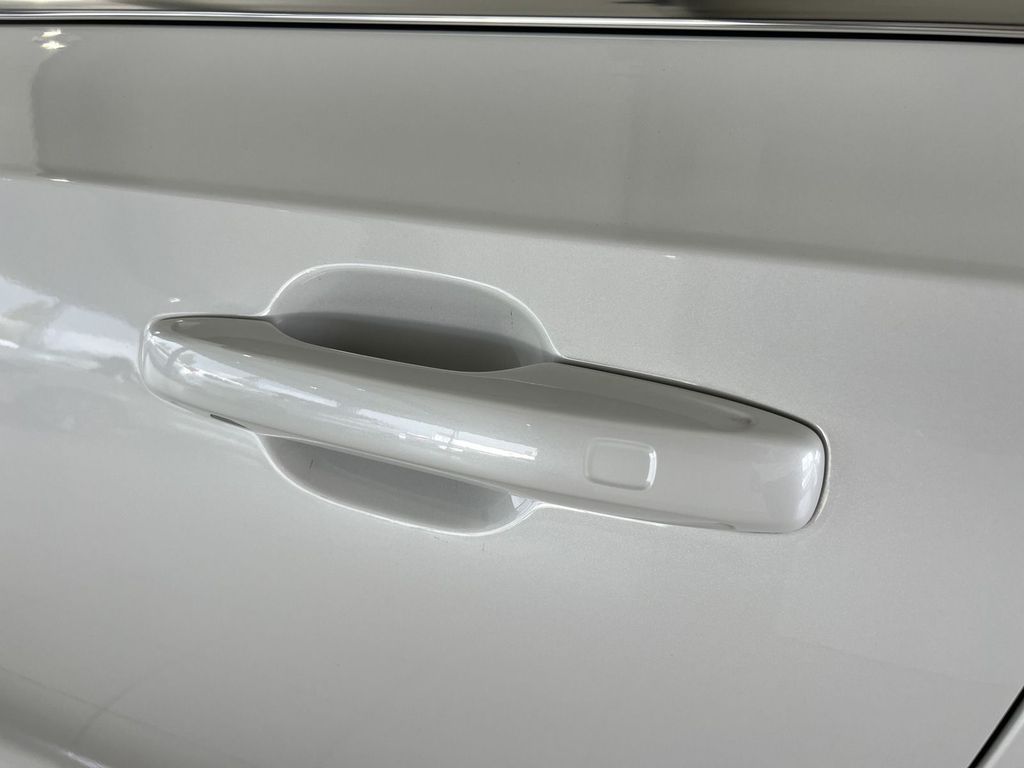 Volvo S90 T8 Plus Bright Recharge AWD AHK Schiebedach