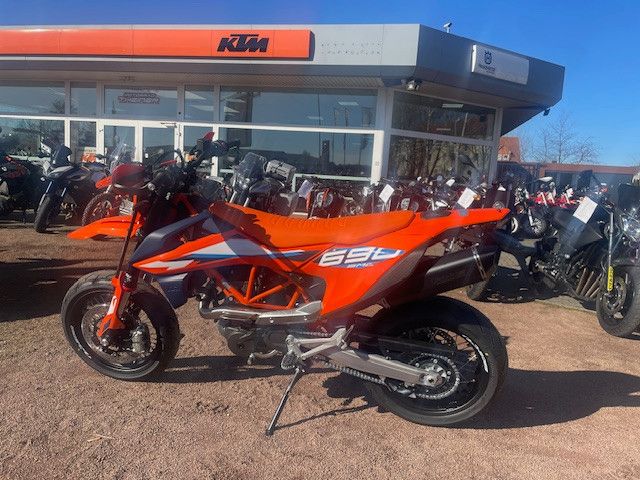 KTM 690 SMC-R MY24