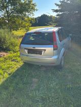 Ford Fiesta 1.3 44 kW - - Ford Fiesta aus 2004: 1.4