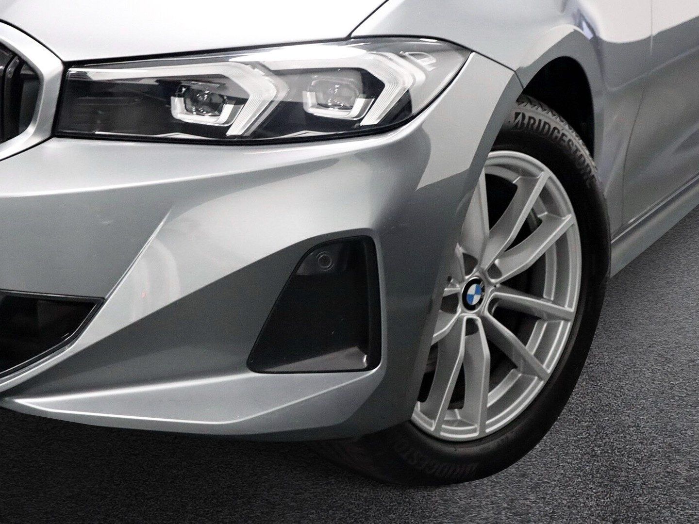 BMW 320d Touring (ab 2022) foto 4