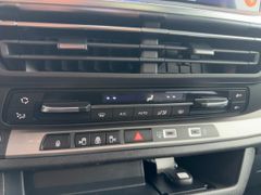 Foto Nummer 18: PEUGEOT Traveller