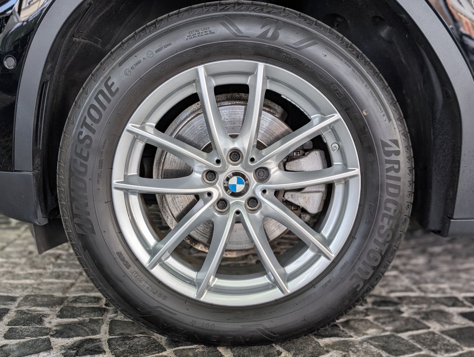 Fahrzeugabbildung BMW X3 xDrive 20d AHK LEDER StHz ACC LED KAM HIFI
