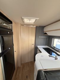 HYMER  ERIBA  HYMERCAR B-Klasse ML I 780 *Aktion Hubstützenanlage*