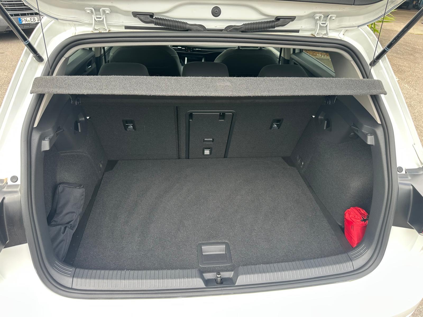 Volkswagen Golf VIII Lim. MOVE 1.5 eTSI 96kW 7-Gang DSG — 26